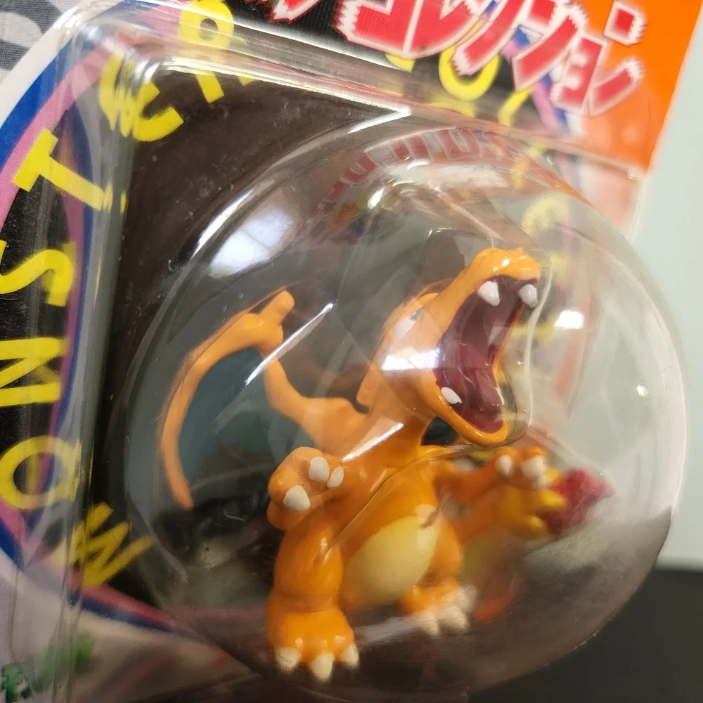 Vintage 1998 TOMY Pokemon Charizard figure in original factory-sealed packaging - Picture 3 of 9